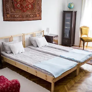 https://sipi-apartman.inbudapesthotels.com